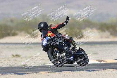 media/Nov-01-2025-CVMA (Sat) [[fc0f7531b8]]/Race 7-Formula Twins-Formula 40 UL/